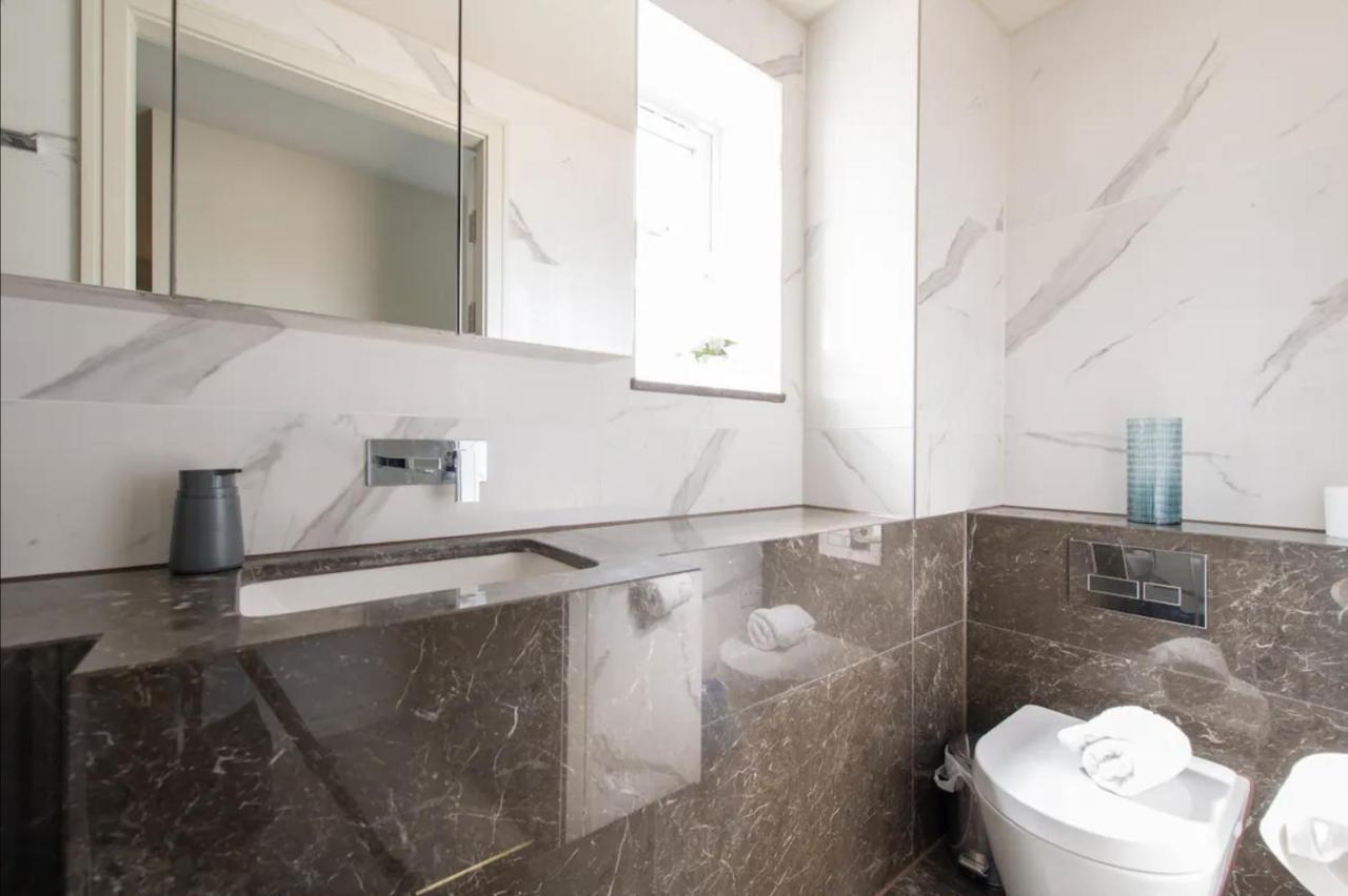 2Bd, 2Ba Urban Oasis Chcl F4 Lägenhet Chigwell Exteriör bild
